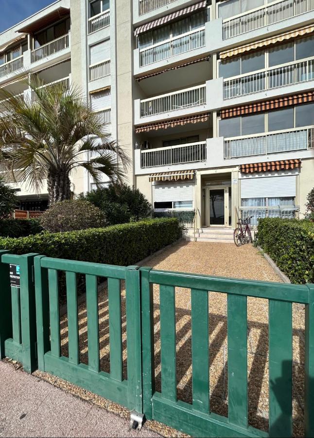 Riviera Apartment Cagnes-sur-Mer Bagian luar foto